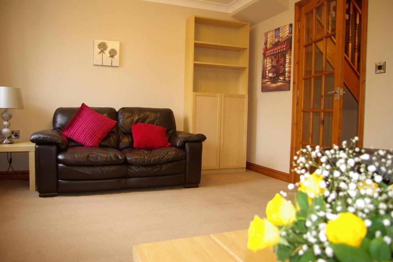 Portland Mews - 3 Bed Holiday Home By Premier Serviced Accommodation Leek Buitenkant foto